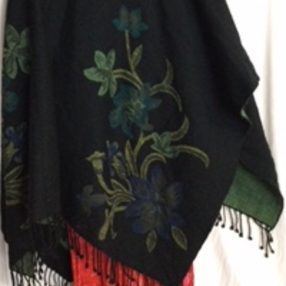 SET of 2 - Shawl and Kimono - Picture 2 of 12